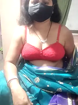 Snapshot of Mourani24 chatting on 03.28.26 Mourani24 online show from 03.28.26