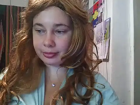 Cora Maro online show from 09.10.25