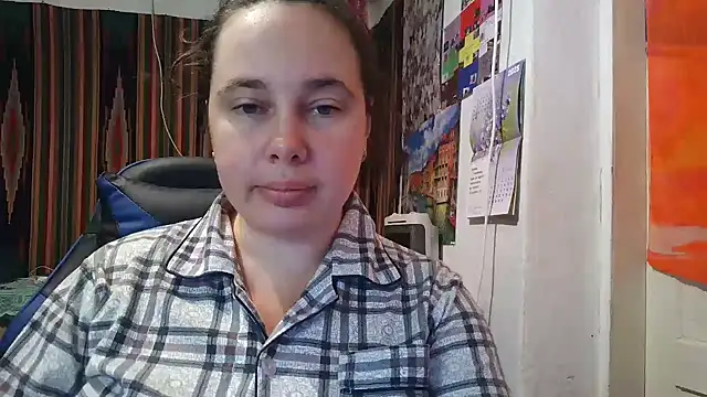 Cora Maro online show from 09.21.25