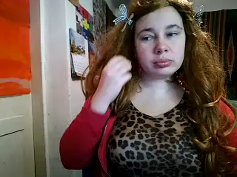 Snapshot of Cora_Maro chatting on 02.04.26 Cora Maro online show from 02.04.26