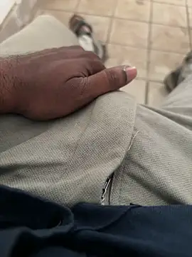 A-mira online show from 10.08.25