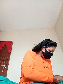 Snapshot of Neha-Roy chatting on 02.04.25 Neha-Roy online show from 02.04.25