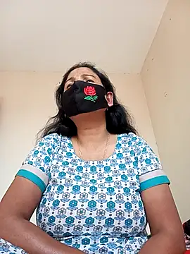 Snapshot of Neha-Roy chatting on 03.04.25 Neha-Roy online show from 03.04.25