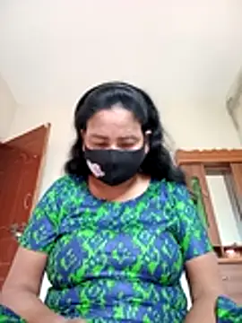 Snapshot of Neha-Roy chatting on 11.12.25 Neha-Roy online show from 11.12.25