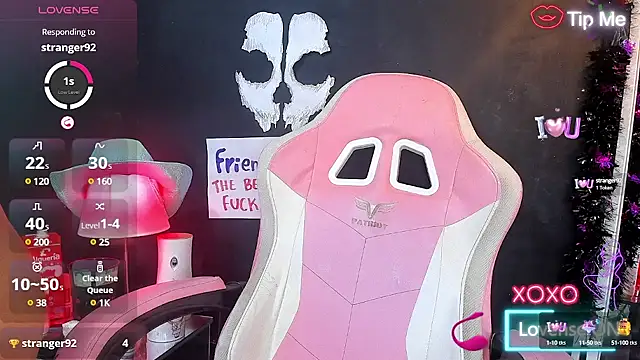 RoxaneEvans  online show from 03.08.25