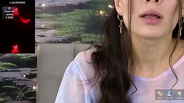 MadameDeFeu online show from 12.13.24