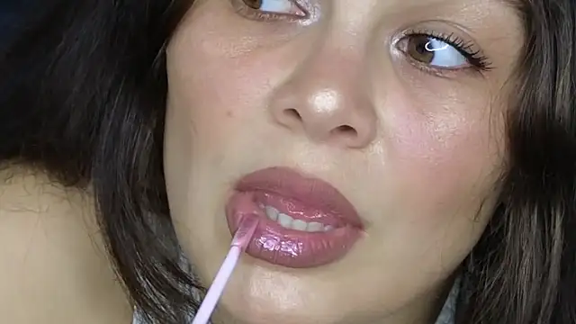 MadameDeFeu online show from 11.05.25