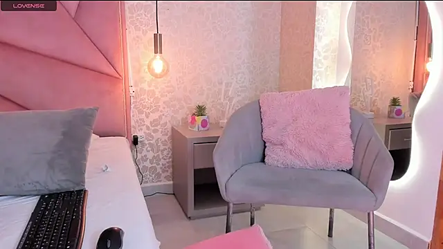 salome-brown online show from 12.14.24