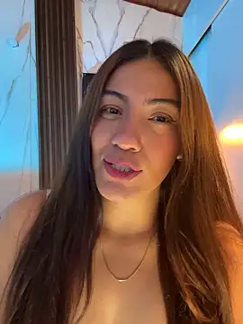 Snapshot of emmily_d chatting on 05.09.26 emmily d online show from 05.09.26
