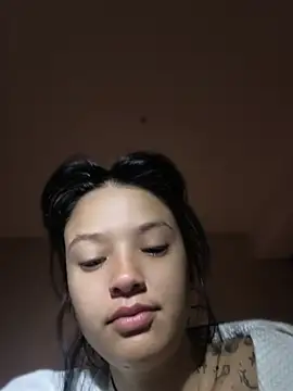 Snapshot of LorenRosse chatting on 07.17.26 LorenRosse online show from 07.17.26