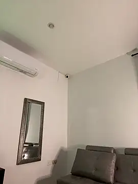 Sthef Castle online show from 01.17.26