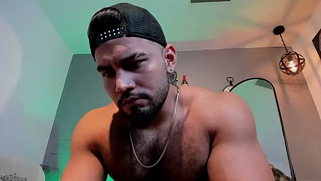 Snapshot of jaxon_colton chatting on 02.05.25 jaxon colton online show from 02.05.25