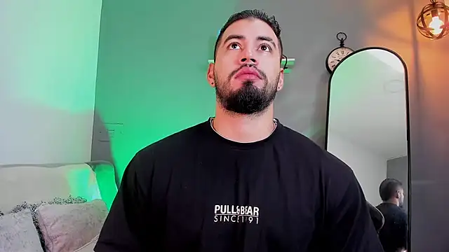 Snapshot of jaxon_colton chatting on 02.09.25 jaxon colton online show from 02.09.25