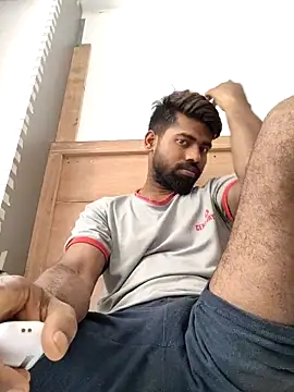 Snapshot of INDIANBOY7439 chatting on 05.02.26 INDIANBOY7439 online show from 05.02.26