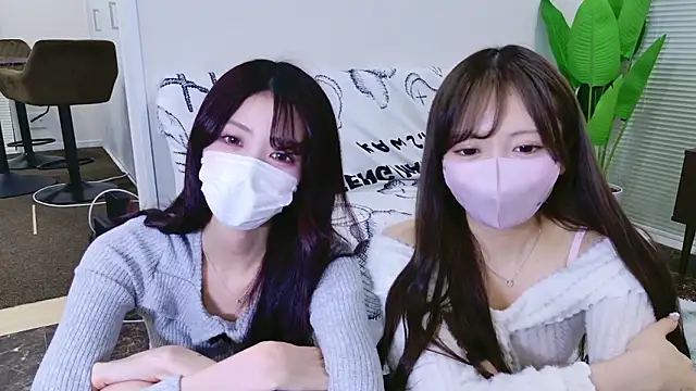 Snapshot of oxo_yuna_oxo chatting on 03.21.26 oxo yuna oxo online show from 03.21.26