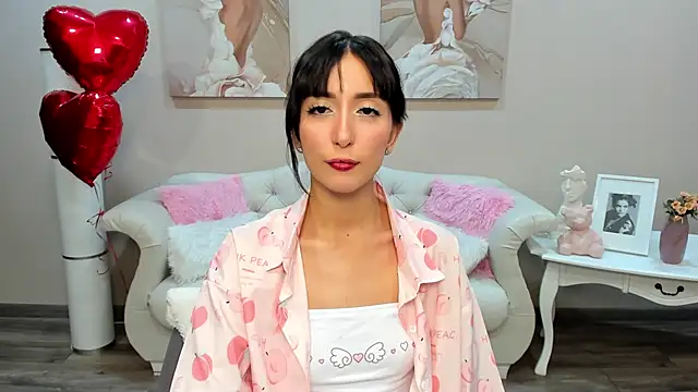 Snapshot of NicoleLimp chatting on 02.11.25 NicoleLimp online show from 02.11.25