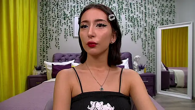 Snapshot of NicoleLimp chatting on 02.19.25 NicoleLimp online show from 02.19.25