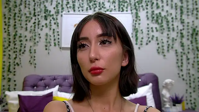 Snapshot of NicoleLimp chatting on 02.24.25 NicoleLimp online show from 02.24.25