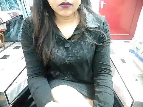 Snapshot of aarushi_sharmaa chatting on 02.19.25 aarushi sharmaa online show from 02.19.25
