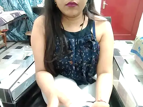 Snapshot of aarushi_sharmaa chatting on 02.20.25 aarushi sharmaa online show from 02.20.25