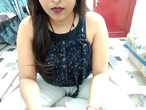 Snapshot of aarushi_sharmaa chatting on 02.26.25 aarushi sharmaa online show from 02.26.25