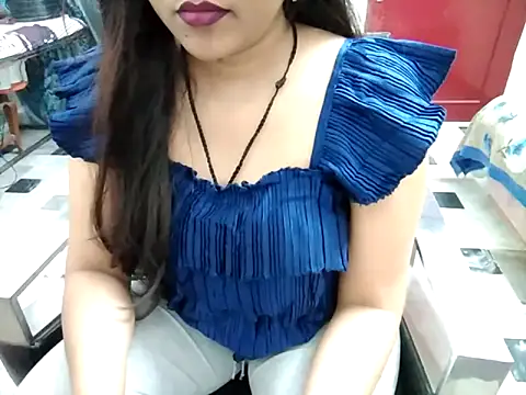 Snapshot of aarushi_sharmaa chatting on 03.02.25 aarushi sharmaa online show from 03.02.25