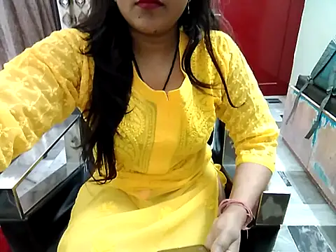 Snapshot of aarushi_sharmaa chatting on 09.12.25 aarushi sharmaa online show from 09.12.25