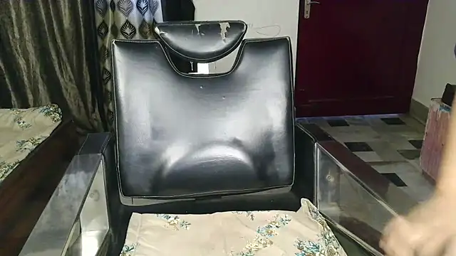 Snapshot of aarushi_sharmaa chatting on 10.15.25 aarushi sharmaa online show from 10.15.25