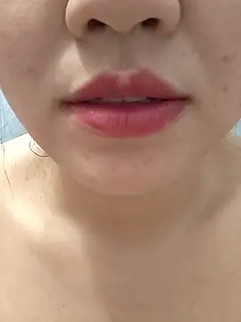 girldam95 online show from 12.23.25