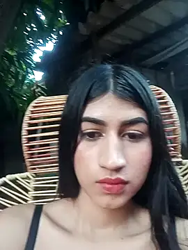 Snapshot of Julix_A chatting on 01.19.25 Julix A online show from 01.19.25