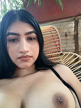 Snapshot of Julix_A chatting on 09.11.25 Julix A online show from 09.11.25