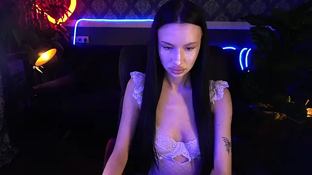 Snow WhiteeeX online show from 09.15.25