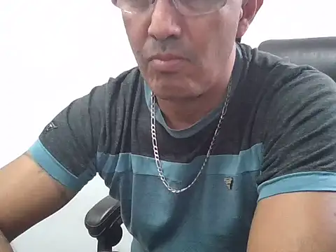 Snapshot of exmilitary chatting on 02.12.26 exmilitary online show from 02.12.26