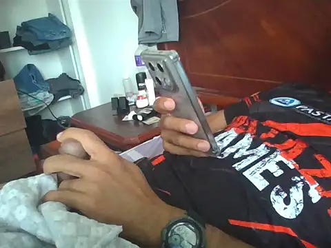 Snapshot of exmilitary chatting on 02.17.26 exmilitary online show from 02.17.26