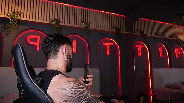 Austin bolt online show from 04.19.26