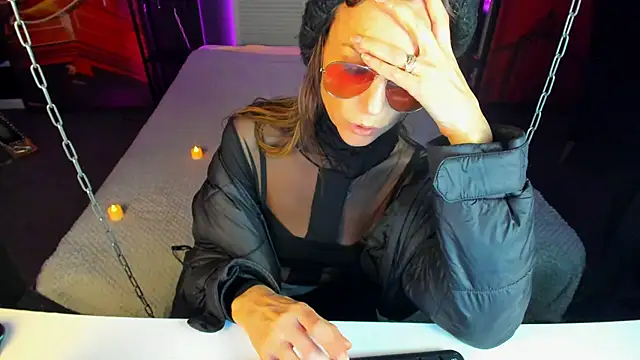 Elizabe th online show from 02.18.25