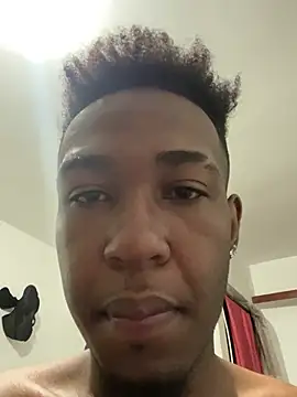 Snapshot of jaell2121 chatting on 01.04.25 jaell2121 online show from 01.04.25