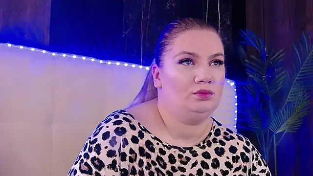 MelanieBrownn online show from 04.21.26