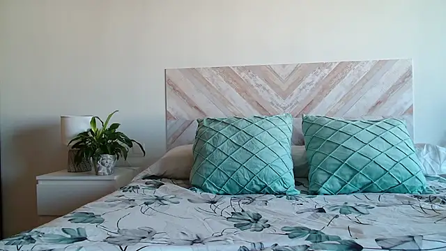 secretmuses online show from 02.08.26