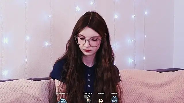 KimWilli online show from 01.18.25