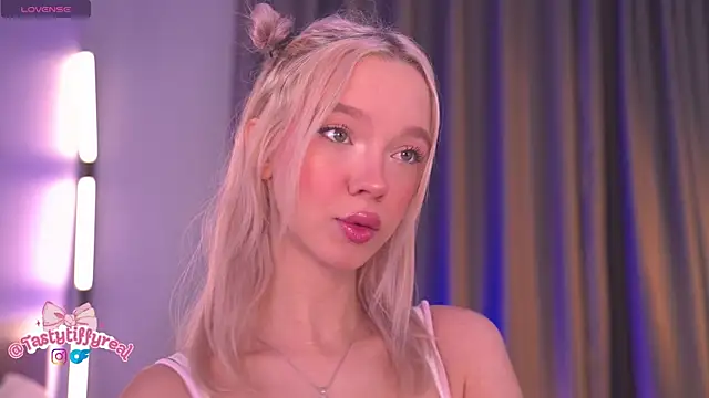  AlinaBailey online show from 06.01.26