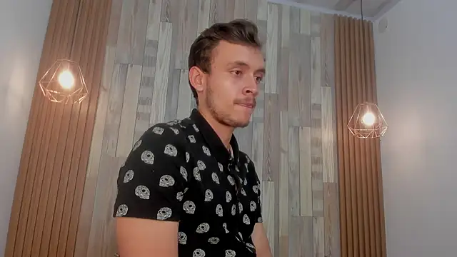 Desmon Clark online show from 01.30.25