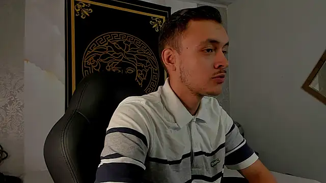 Desmon Clark online show from 03.02.25