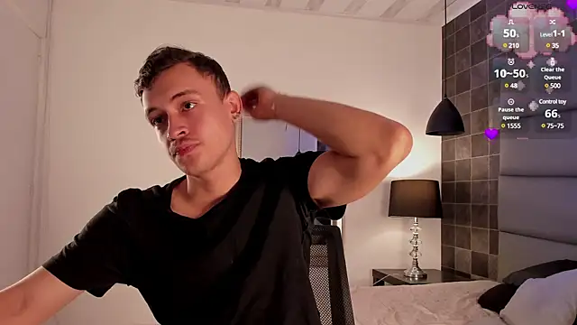 Desmon Clark online show from 03.14.25