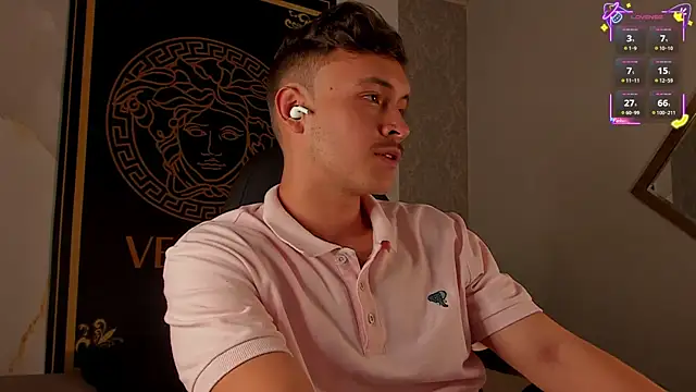 Desmon Clark online show from 09.29.25