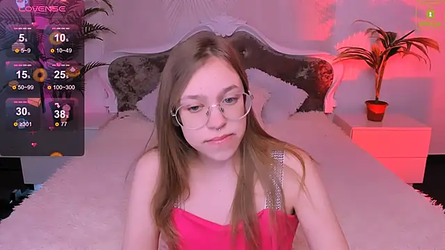 LayriantaVee online show from 01.22.25