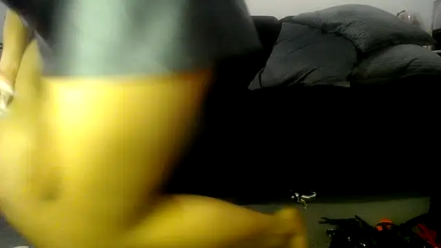 Snapshot of Niquitasparkles chatting on 02.05.25 Niquitasparkles online show from 02.05.25