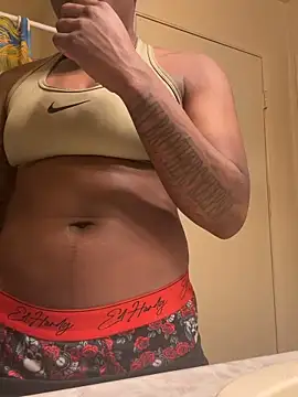 Snapshot of TransboyJay chatting on 03.06.26 TransboyJay online show from 03.06.26