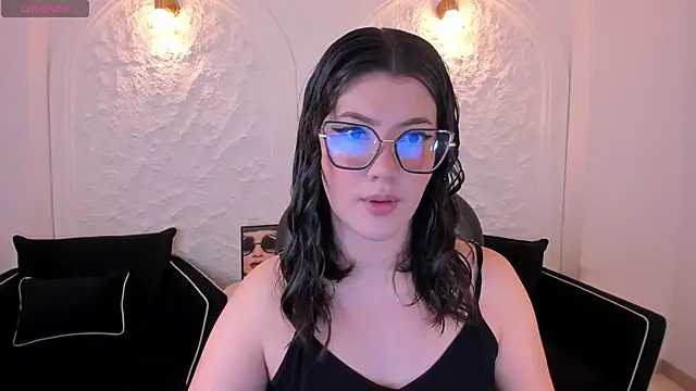 AmberFarrell online show from 04.15.26