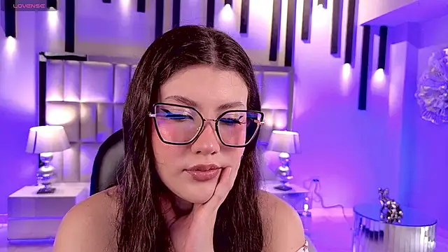 AmberFarrell online show from 05.17.26